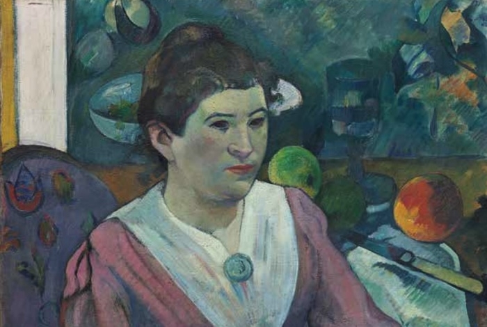 Paul Gauguin, Frau vor einem Stillleben  von Cézanne © bpk/The Art Insitute of Chicago/Art Ressource, NY/Elyse Allen